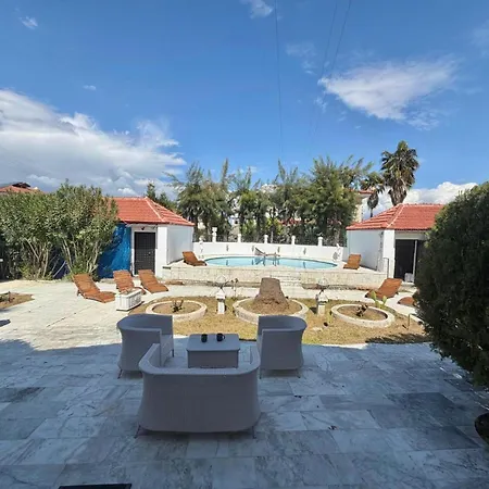 Willa Dalyan Grand Garden *